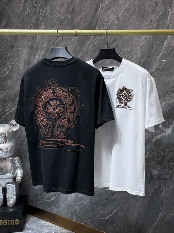 Copper Wreath Tee
