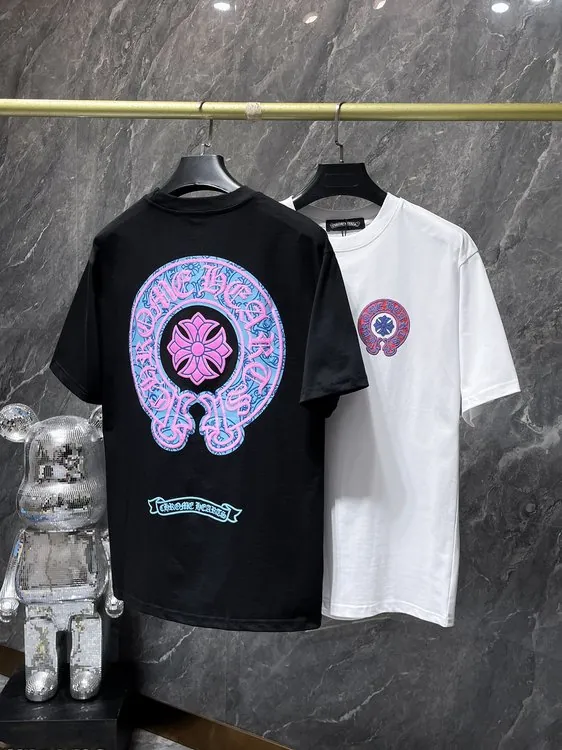 Multicolor Horseshoe Tee