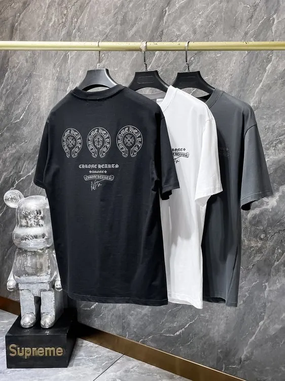 Twin Horseshoe Tee
